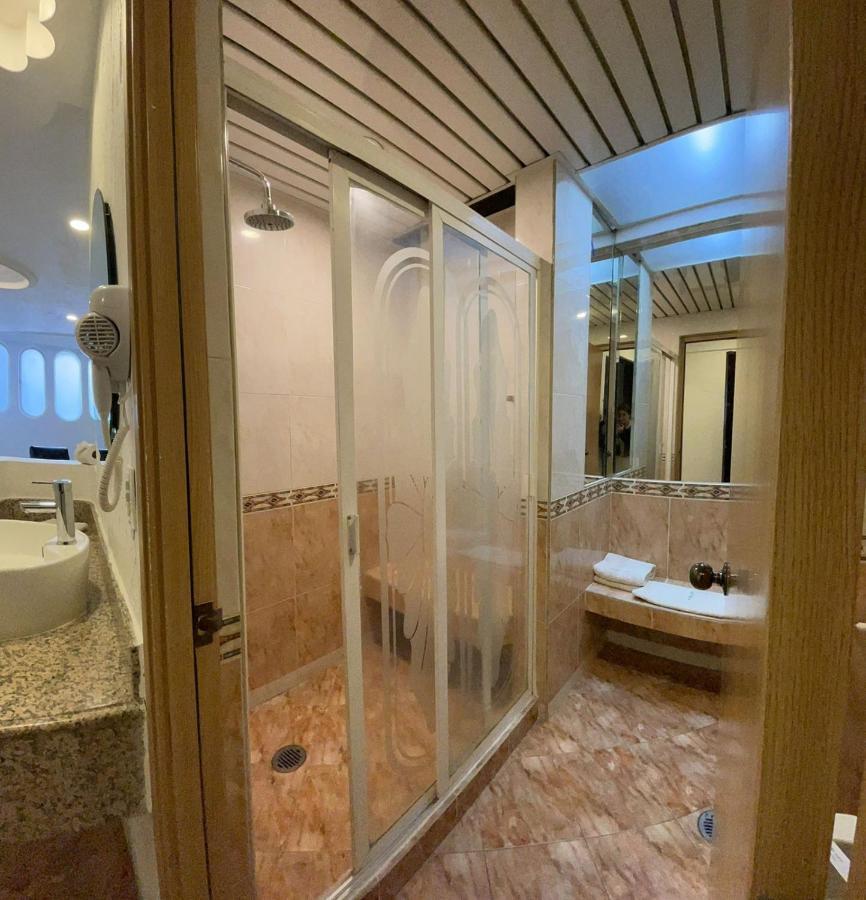 Hotel Marques Del Penon Мехико Экстерьер фото